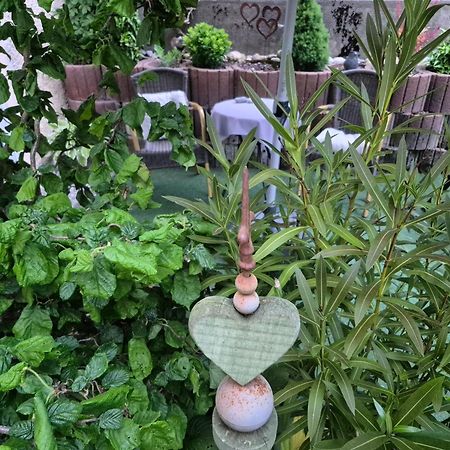 I24Rooms - Gaestezimmer Mit Eigenem Garten Legau Exterior foto